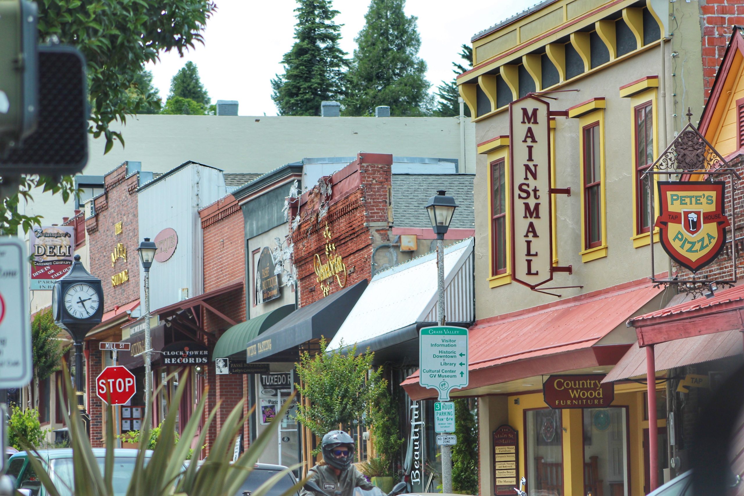 Photo of main street, Grass Valley California